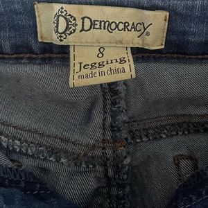 Democracy size 8 legging jeans